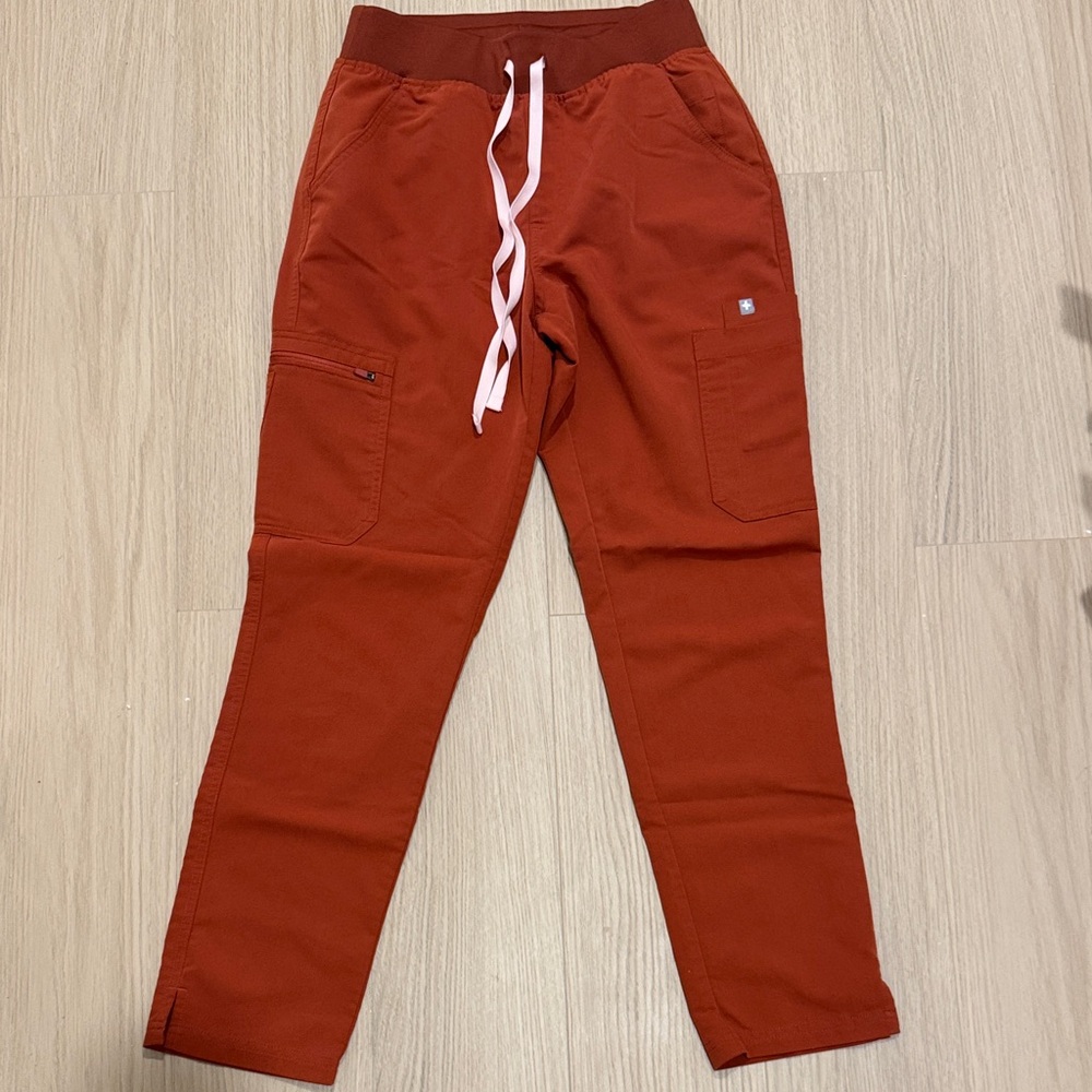 Figs Woman’s Scrub Pants